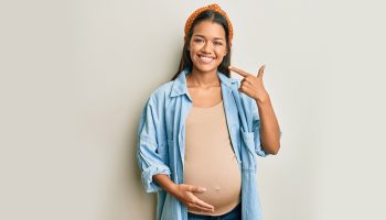 Should you tell the doctor about your pregnancy before the dental treatment?